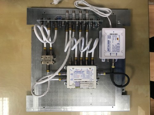 JultecJPS0502-8T_a2CSS-Breitband-LNB-Versorgung_2-Satelliten-Satanlagen_Unicable_EN50494