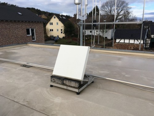 Selfsa tH50D4 Installation Antennenmast Flachdach