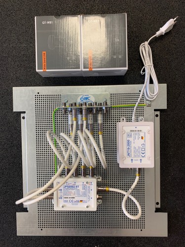 Jultec JPS0502-8T Lochblechplattenaufbau Breitband-LNB-Versorgung incl. Potentialausgleich