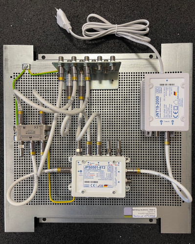 JultecJPS0501-8T2_Breitband-LNB-Versorgung-Unicable_EN50494_Satanlage_Verteiler.jpg