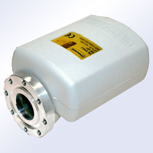 Flansch-LNB mit Ausgängen nach hinten