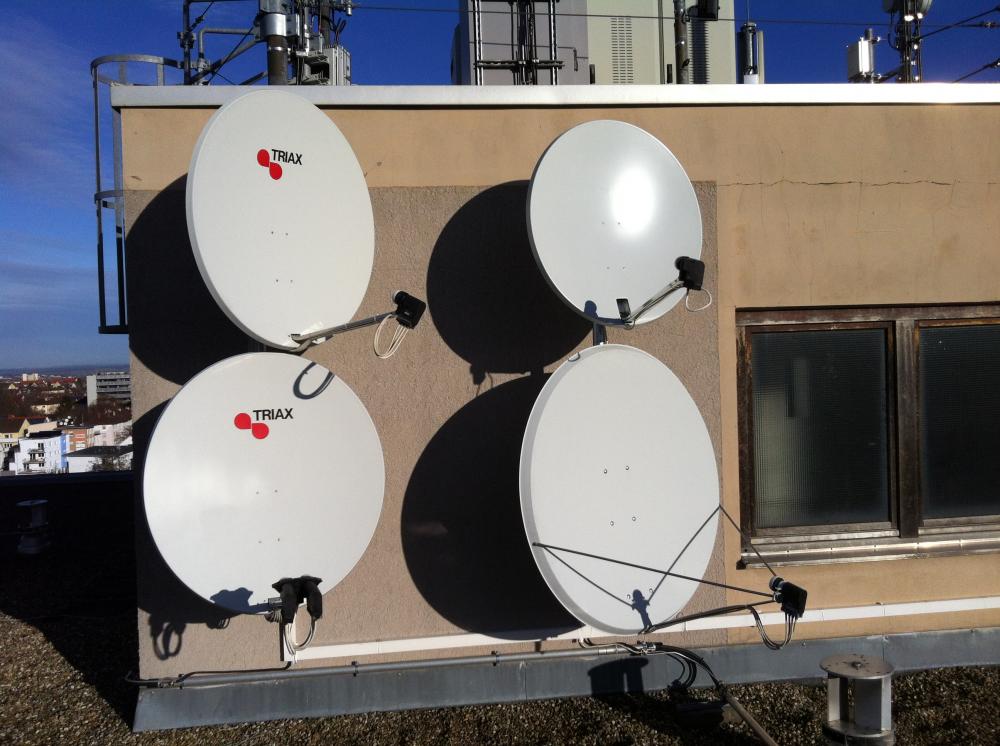 Antennenanlage für Empfang der DVB-S/S2 Programme