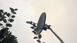 Alte SAT Antenne mit LNB - Fa. Kathrein ???