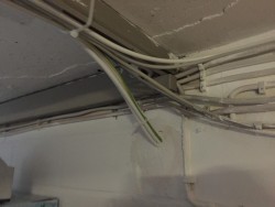 Kabeldurchführung Keller 2.JPG (108.71 KiB) 5023 mal betrachtet Kabeldurchführung_Keller_2