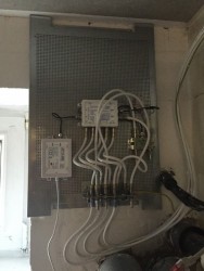 Lochblechplatte.JPG (87 KiB) 5023 mal betrachtet Montierte_Lochblechplatte