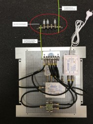 Jultec JPS0502-8T + Netzteil Jultec JNT19-2000 Breitband-LNB-Versorgung mit Jultec JFA110 UKW-Verstaerker und Kathrein EBC110 2-fach Verteiler Potentialausgleich-Vormontage auf Lochblechplatte 40x40cm